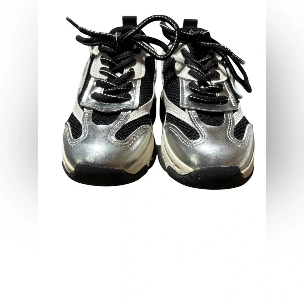 Steve Madden Silver and Black Sneakers size 3